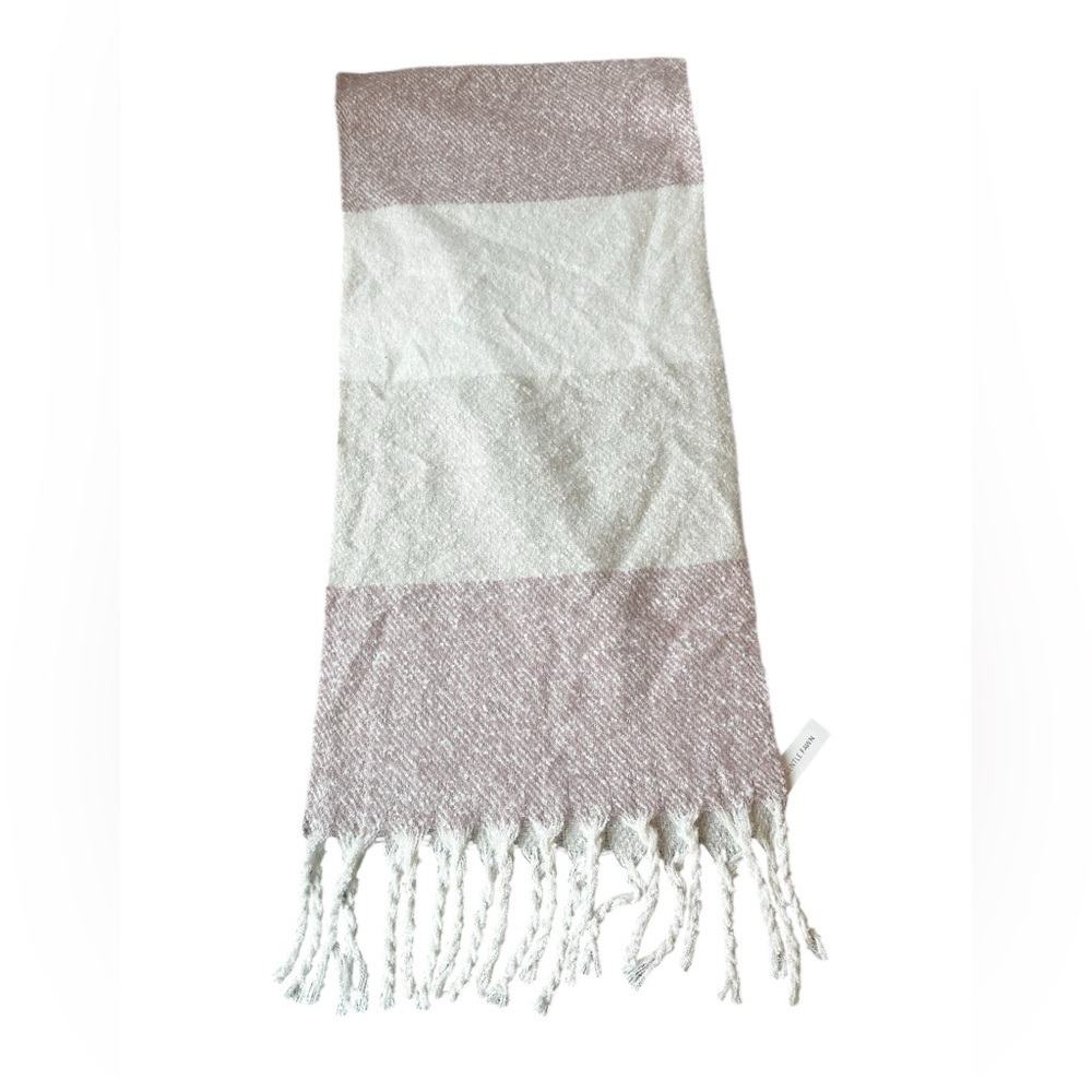Gentle Fawn Cozy Oversized Fringe Trim Blanket Scarf NWT - Picture 4 of 11